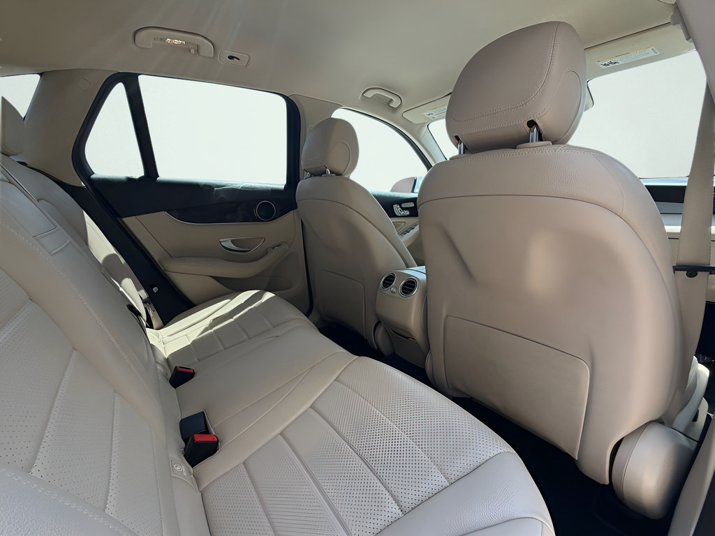 Used 2016 Mercedes-Benz GLC 300 image 14
