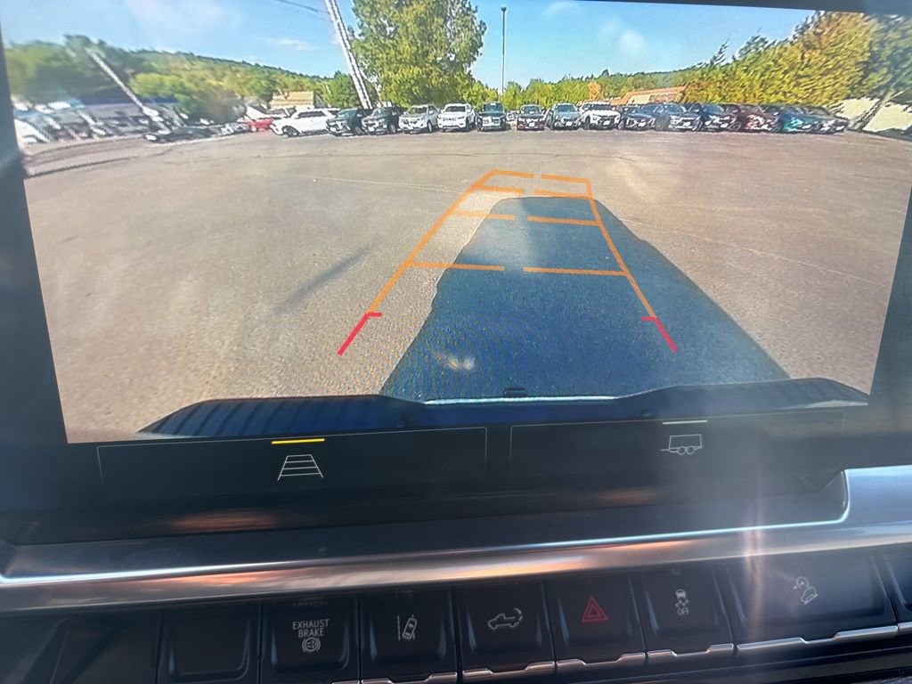 Certified 2024 Chevrolet Silverado 2500 LT w/ Convenience Package image 33