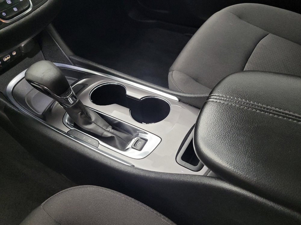 Used 2022 Chevrolet Malibu LT FWD image 26