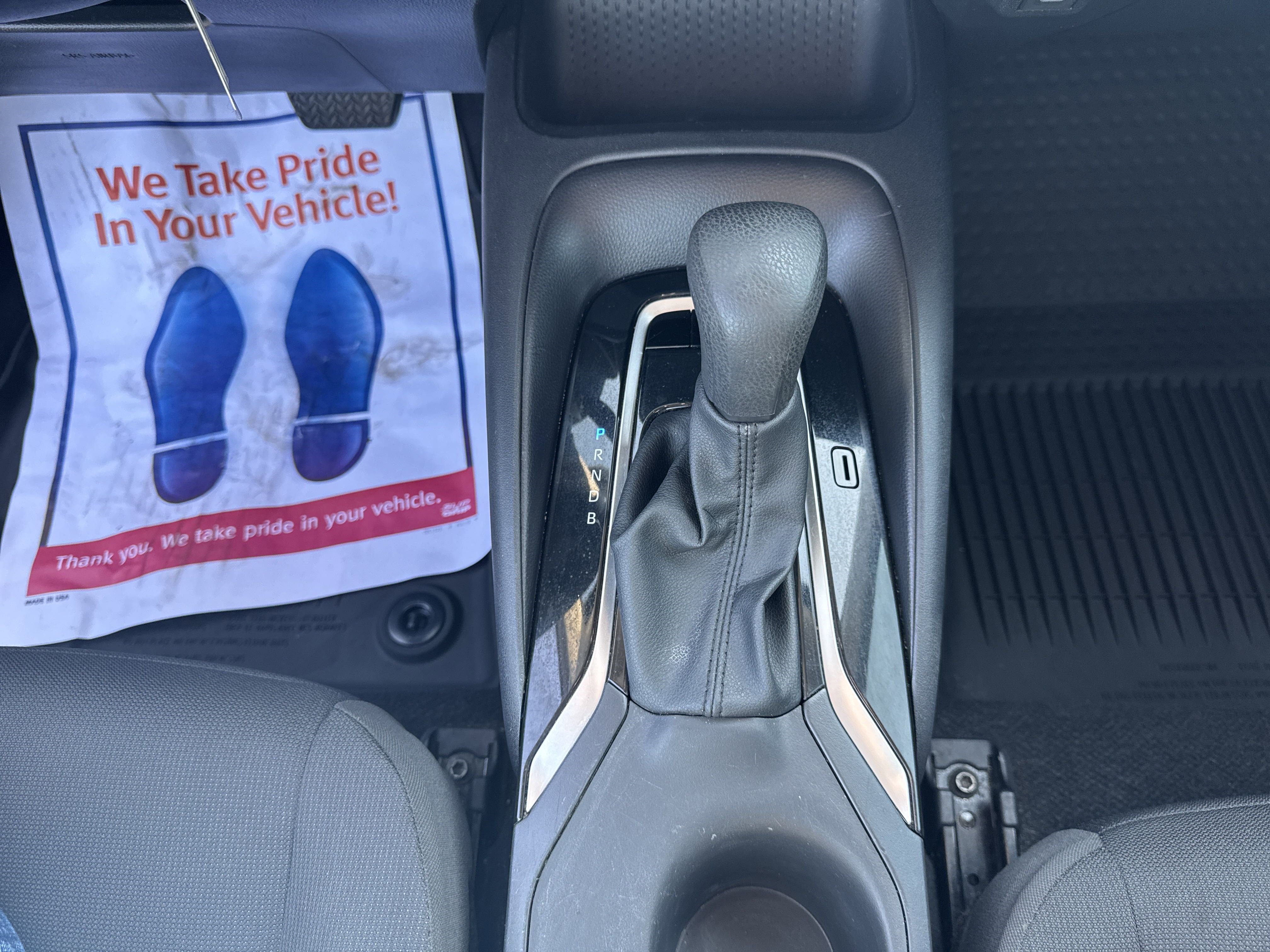 Used 2025 Toyota Corolla LE FWD image 20