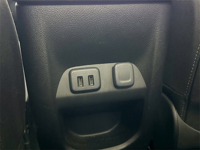 Used 2016 Chevrolet Colorado LT w/ Midnight Edition image 24