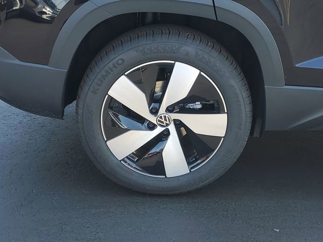 New 2025 Volkswagen Taos S image 5