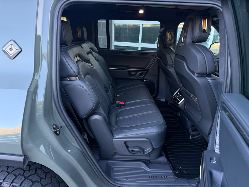 Used 2022 Rivian R1S Launch Edition Quad AWD/4WD image 41