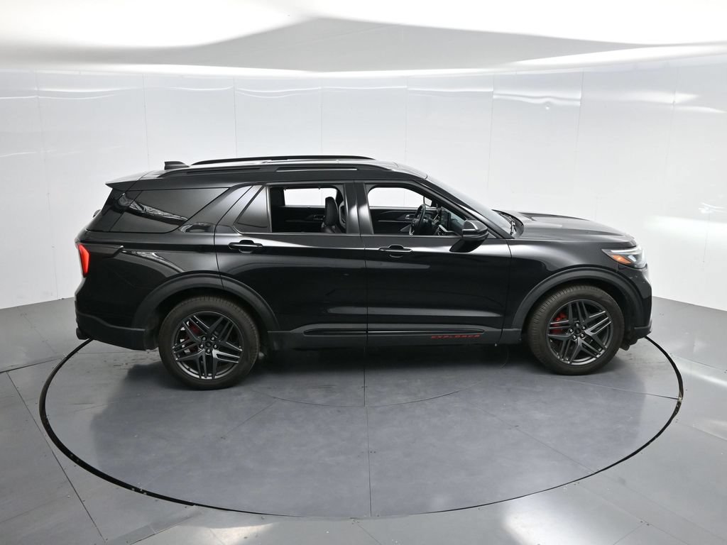 Used 2025 Ford Explorer ST AWD/4WD image 64
