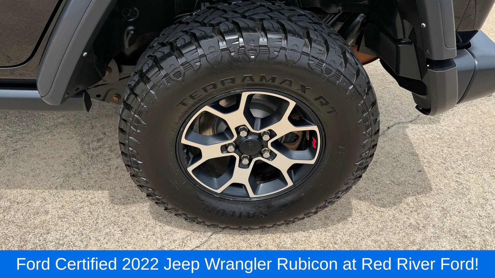 Used 2022 Jeep Wrangler Unlimited Rubicon w/ Cold Weather Group AWD/4WD image 9