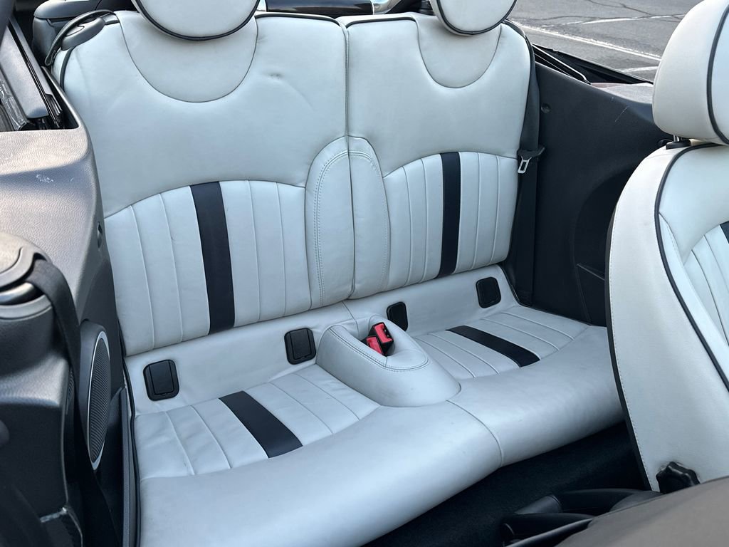 Used 2015 MINI Cooper S image 11