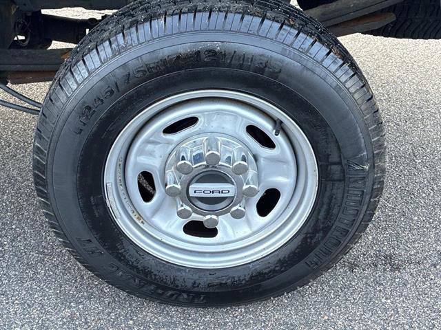 Used 2017 Ford F250 XL w/ Power Equipment Group image 13