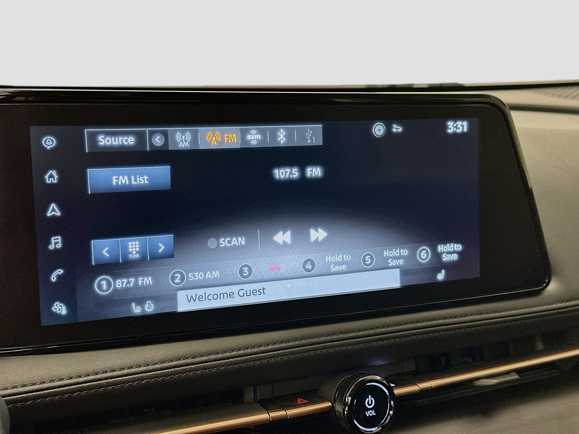 Used 2023 Nissan Ariya AWD image 21