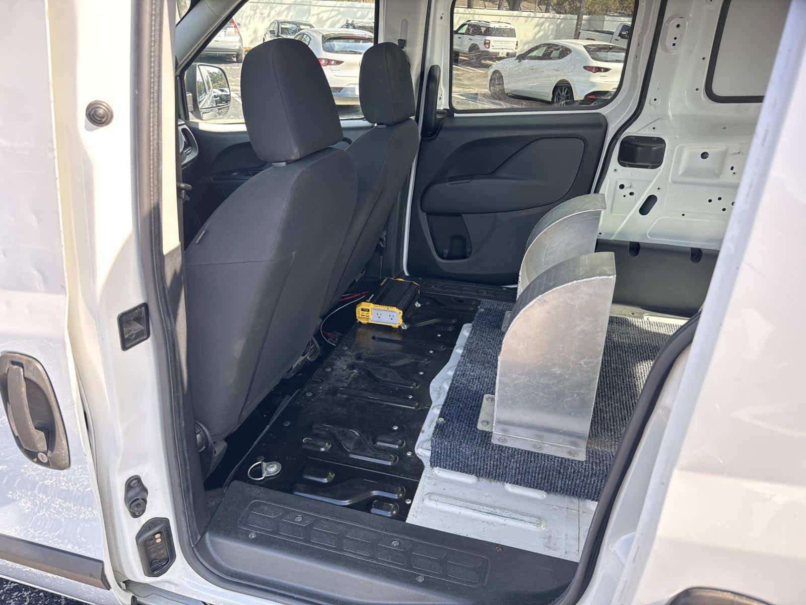Used 2018 RAM ProMaster City Tradesman FWD image 16
