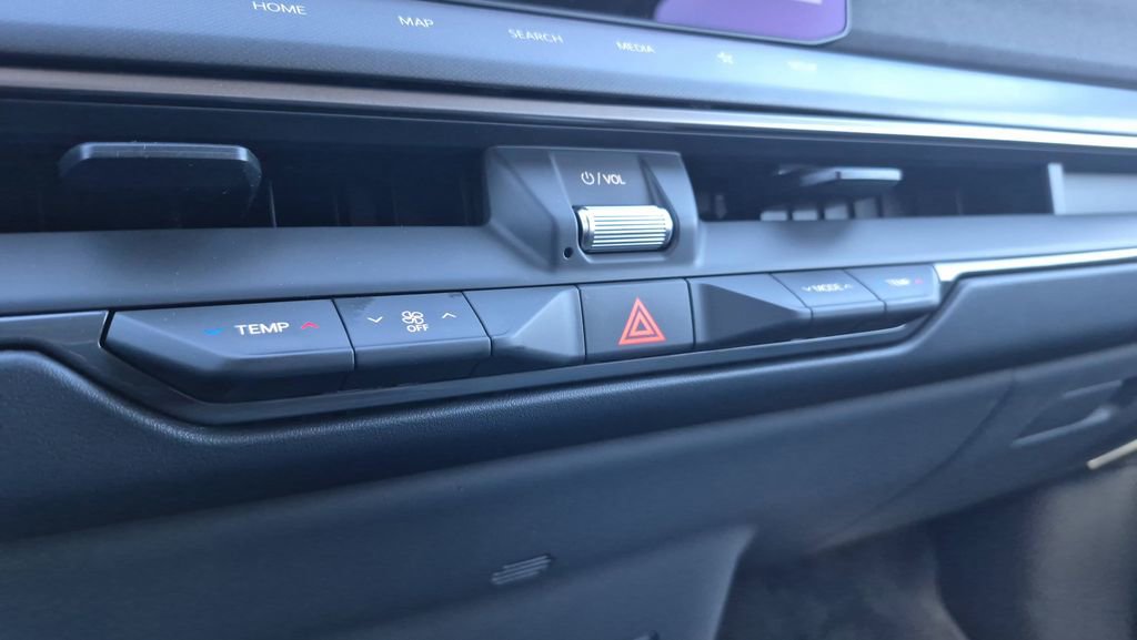 New 2026 Kia EV9 Wind image 22