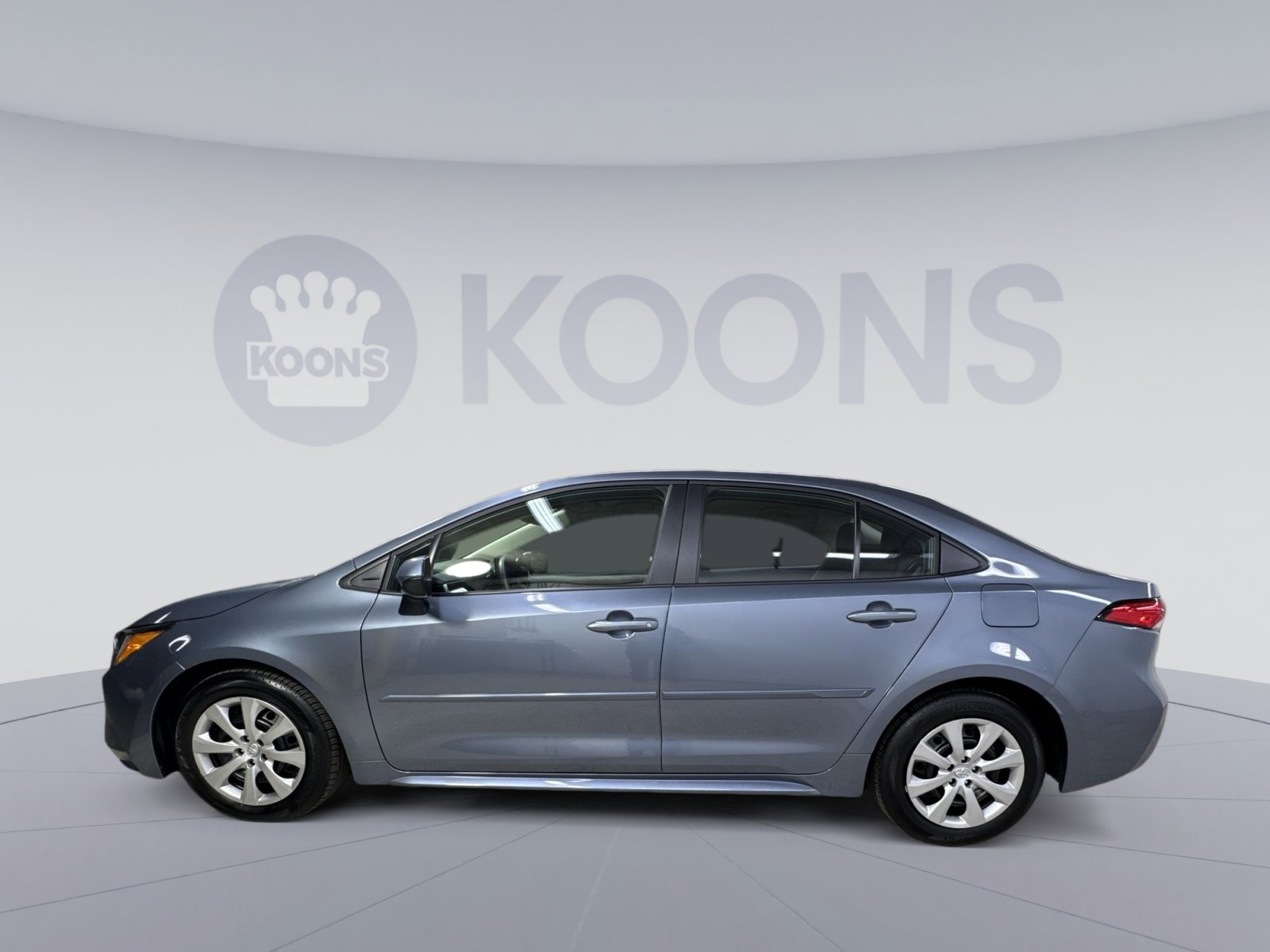 Used 2025 Toyota Corolla LE image 8