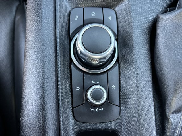 Used 2025 MAZDA MX-5 Miata RF Grand Touring RWD image 25