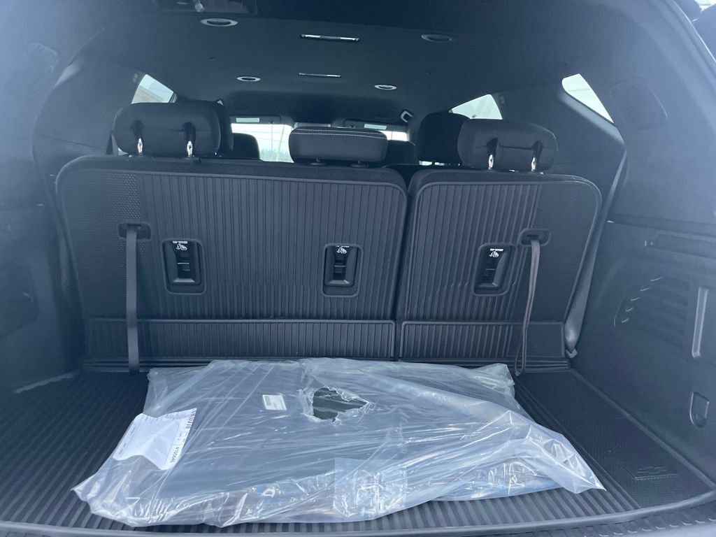 New 2026 Chevrolet Traverse LT image 24