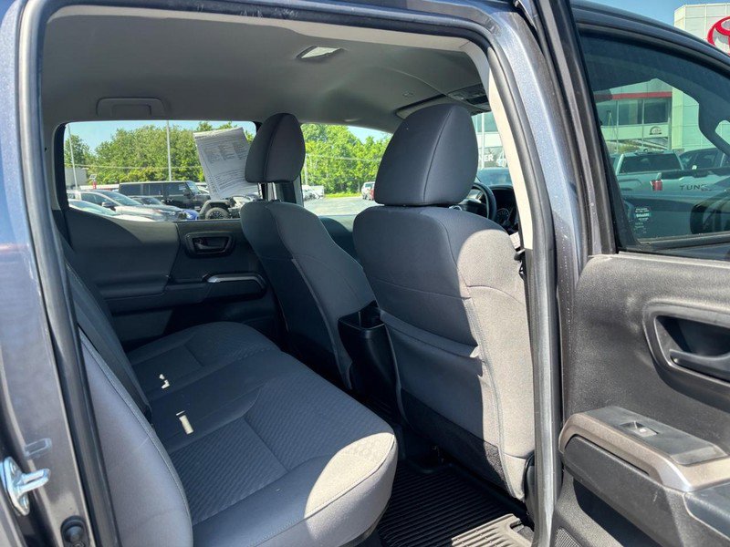 Certified 2023 Toyota Tacoma SR5 AWD/4WD image 10