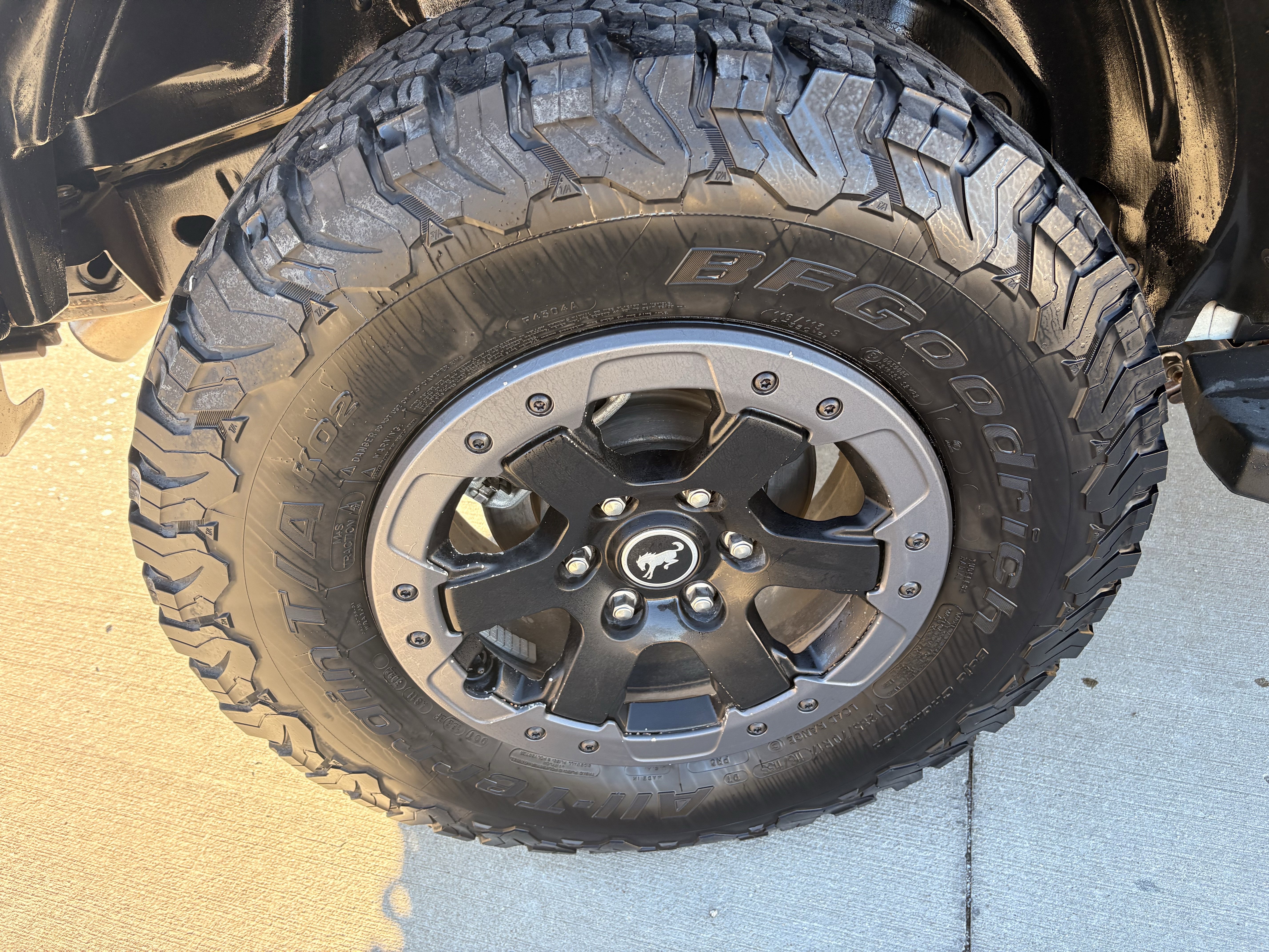 Used 2022 Ford Bronco Badlands image 6