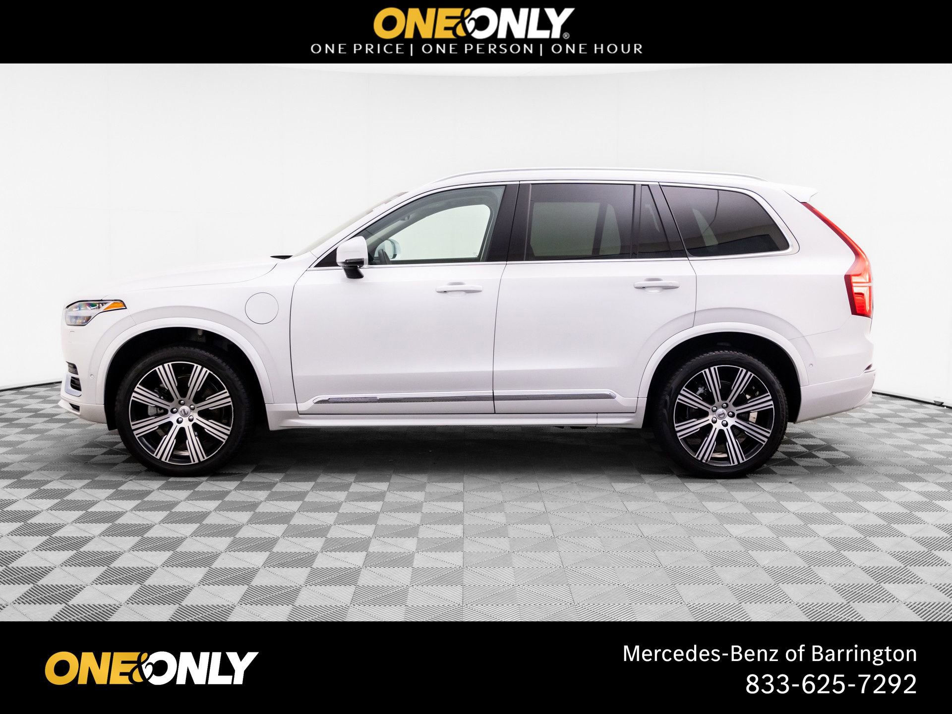 Used 2023 Volvo XC90 T8 Plus w/ Protection Package Premier image 2
