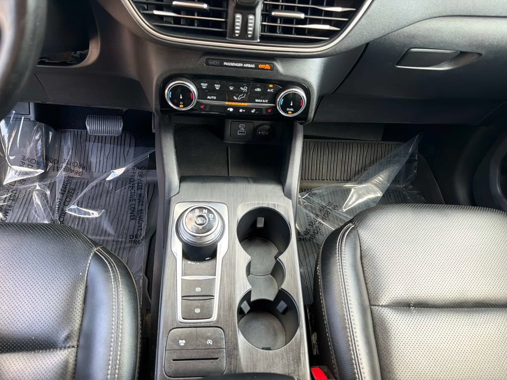 Used 2022 Ford Escape SEL AWD/4WD image 25