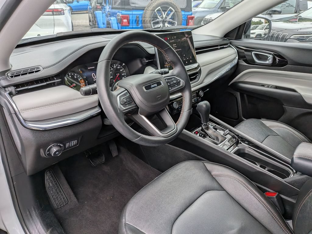 Used 2022 Jeep Compass Limited AWD/4WD image 12