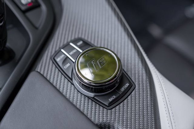 Used 2020 BMW i8 Coupe AWD/4WD image 43