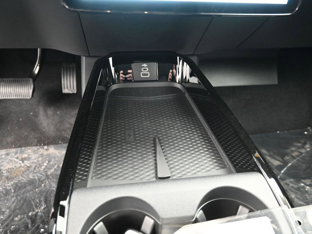 New 2025 Ford Mustang Mach-E Select image 28