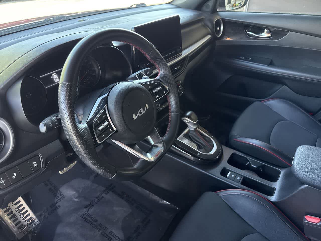 Used 2023 Kia Forte GT FWD image 13