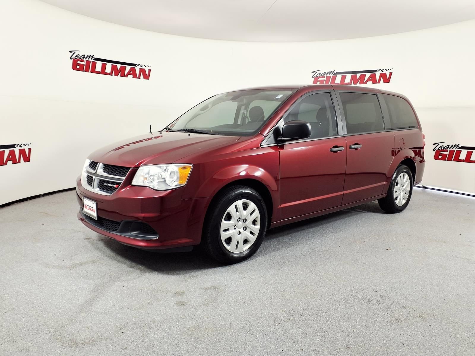 Used 2020 Dodge Grand Caravan SE image 4