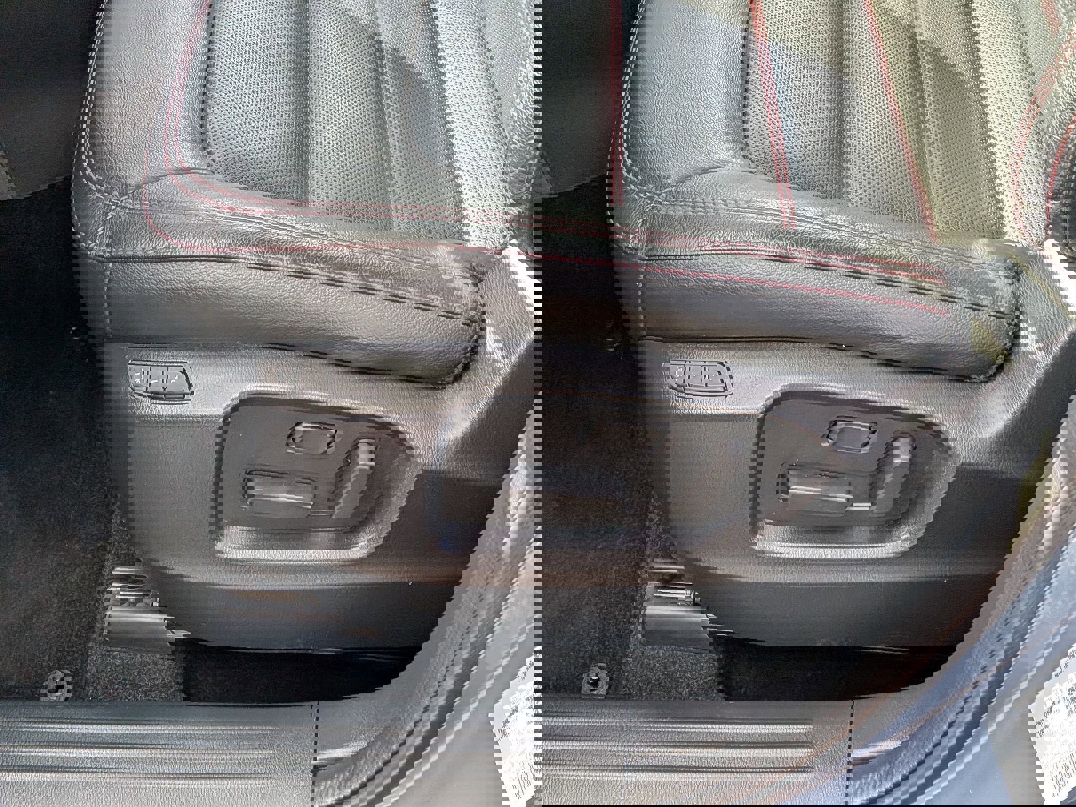 Used 2023 MAZDA CX-5 Carbon Edition image 12