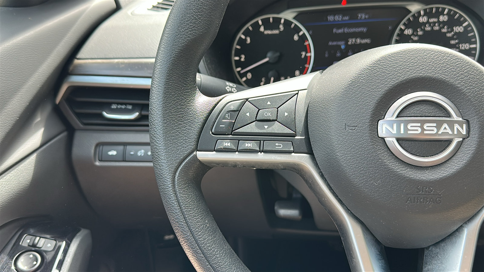 Certified 2023 Nissan Altima 2.5 SV AWD/4WD image 16
