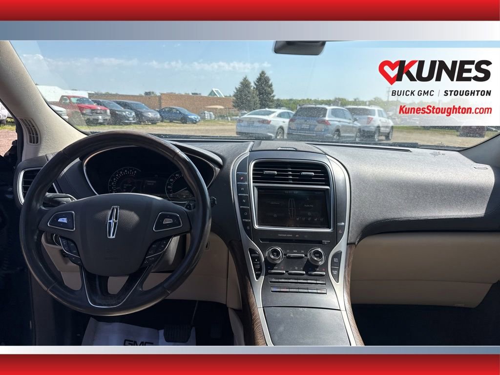 Used 2016 Lincoln MKX Reserve AWD/4WD image 35