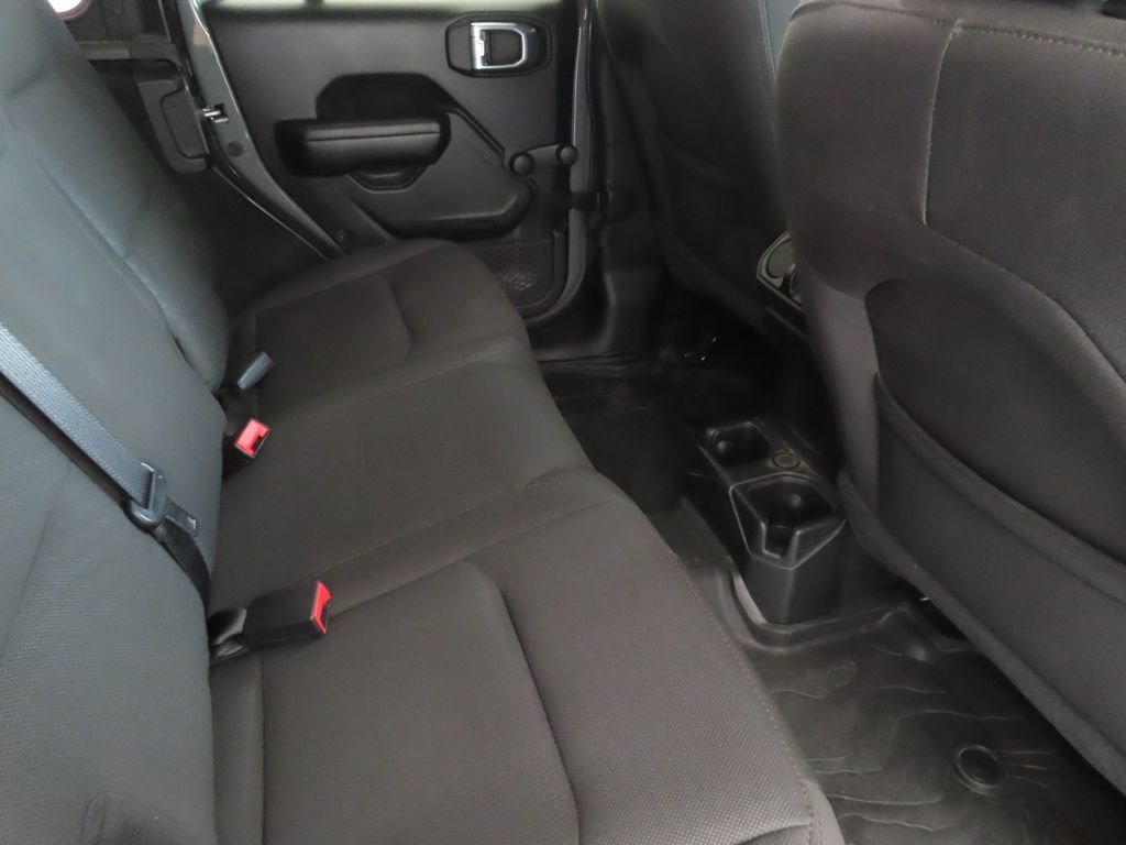Used 2021 Jeep Wrangler Unlimited Sport AWD/4WD image 23