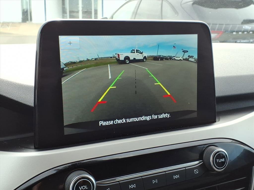 Used 2022 Ford Escape SE w/ Cold Weather Package image 22