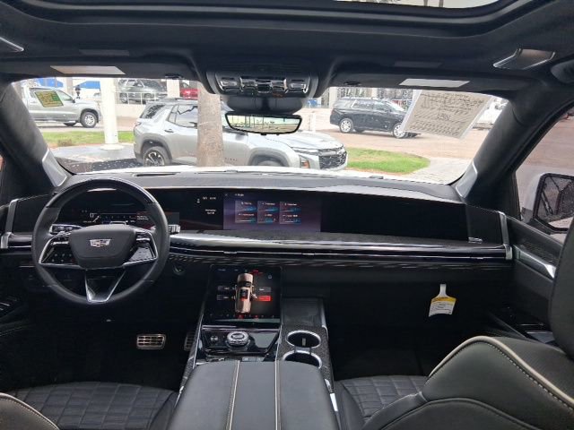 Used 2025 Cadillac Escalade V AWD/4WD image 12