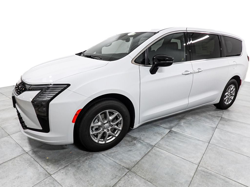 New 2027 Chrysler Pacifica Select FWD image 4