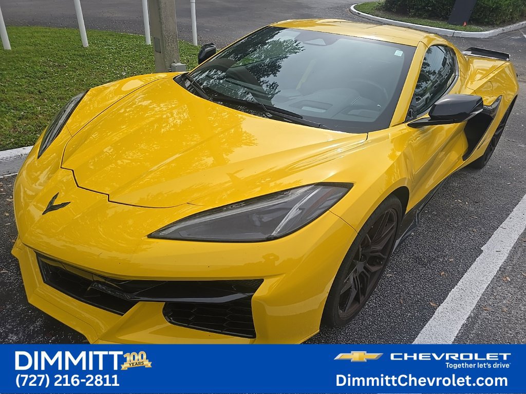 Used 2025 Chevrolet Corvette Z06 RWD image 1
