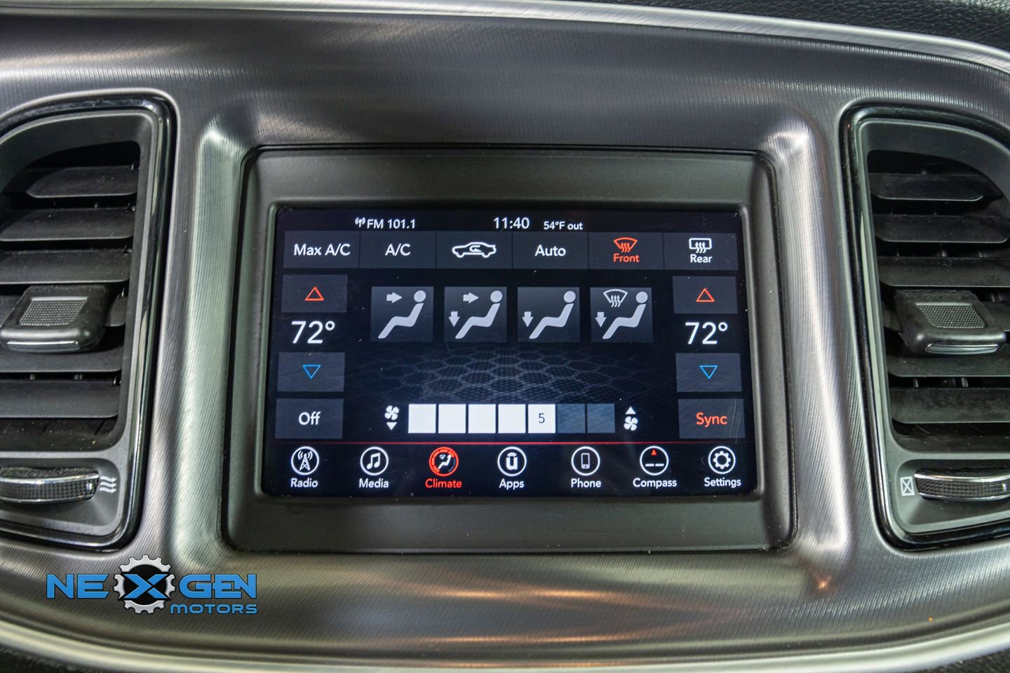Used 2019 Dodge Challenger GT image 21