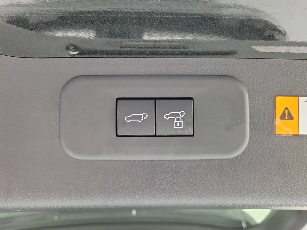 Used 2026 Lexus TX 500h AWD w/ Technology Package image 7