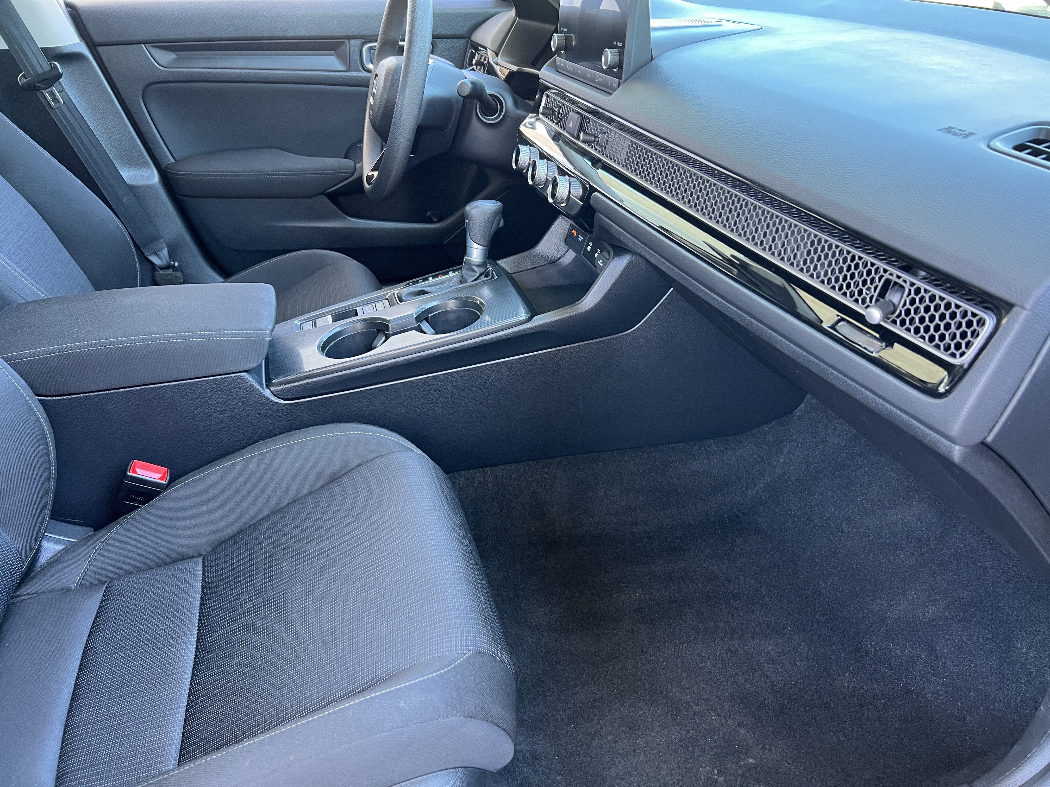 Used 2025 Honda Civic LX image 21
