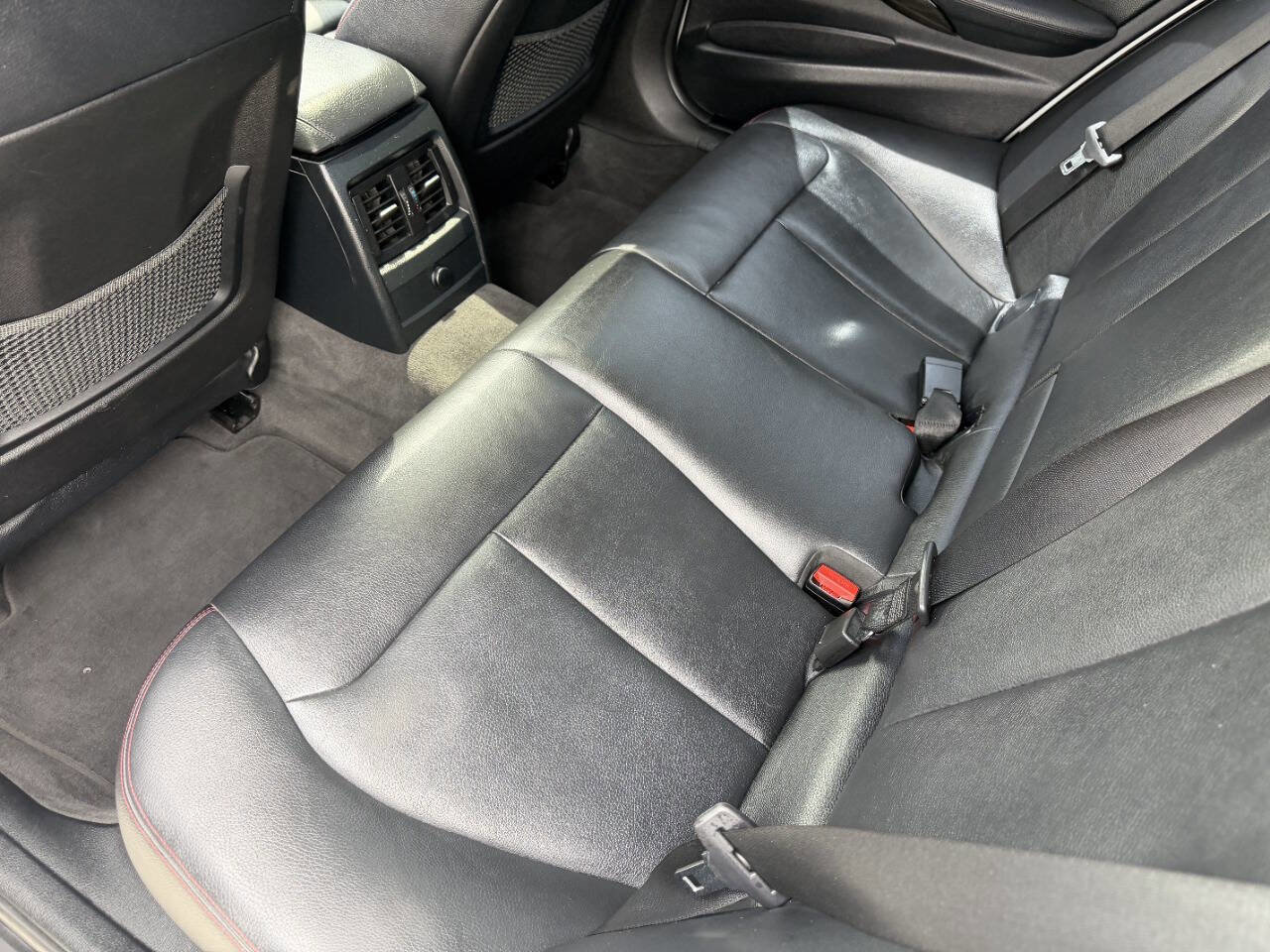Used 2015 BMW 328i Sedan RWD image 21