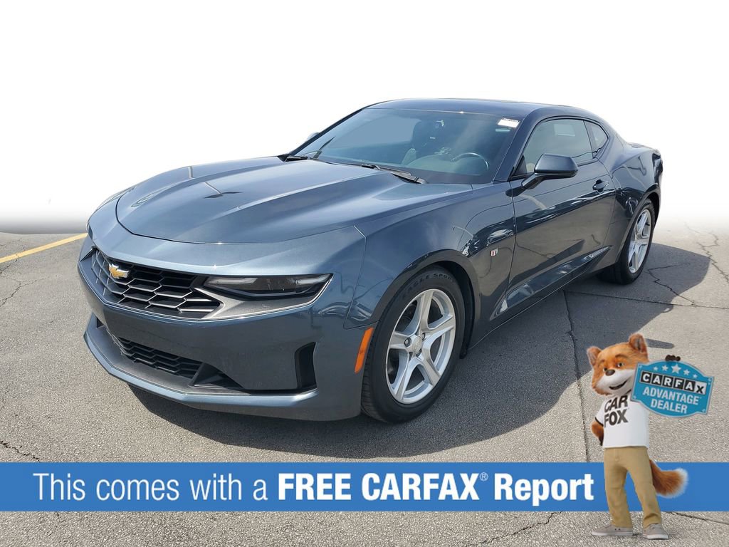 Used 2023 Chevrolet Camaro LT RWD image 3
