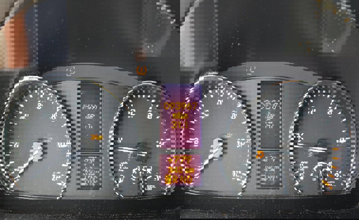 Used 2014 Mercedes-Benz Sprinter 2500 image 7