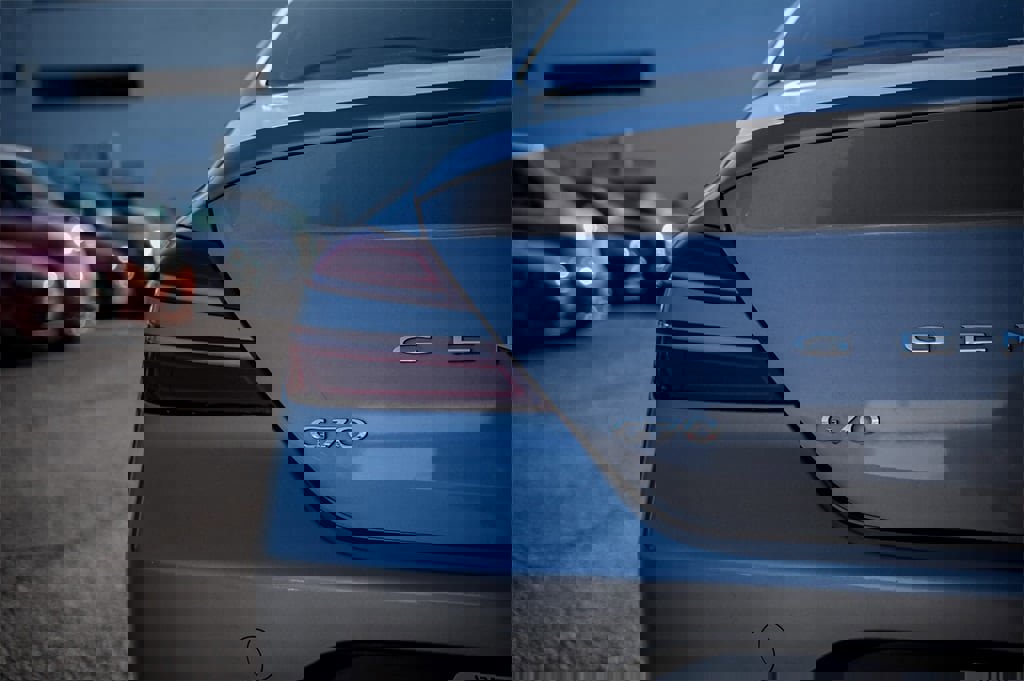 Used 2022 Genesis G70 3.3T image 9