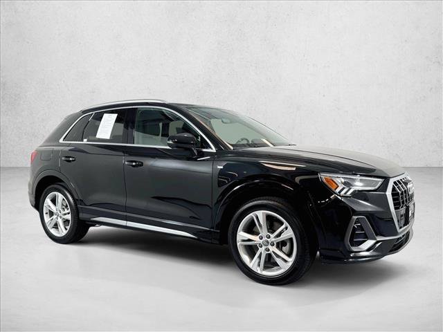 Used 2020 Audi Q3 2.0T Premium Plus AWD/4WD image 3
