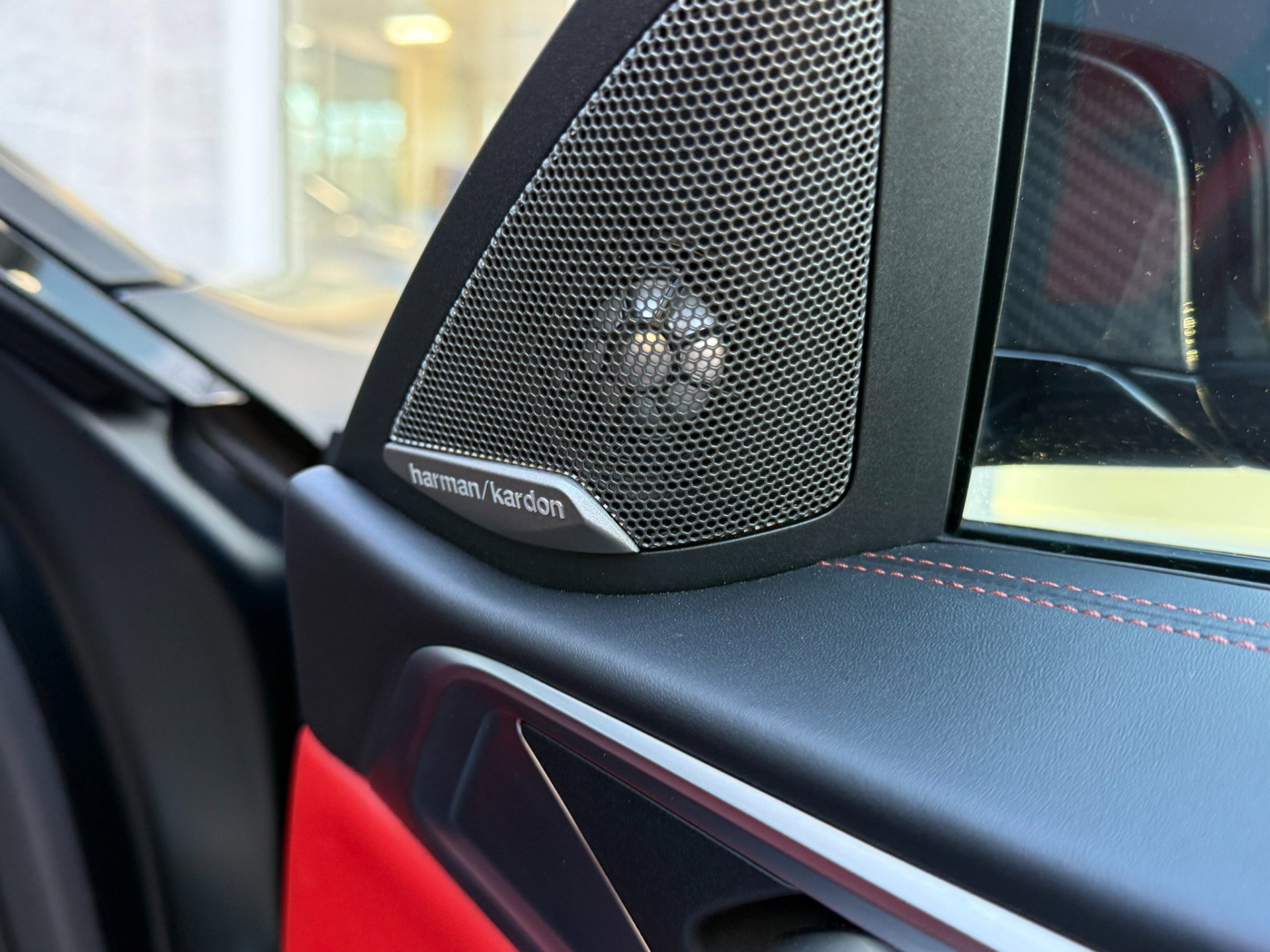 Used 2022 BMW M4 xDrive Competition w/ M Carbon Exterior Package image 41