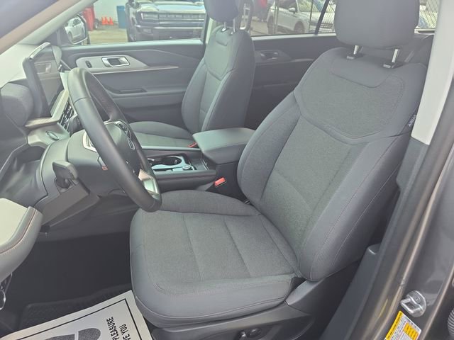Used 2025 Ford Explorer Active image 14