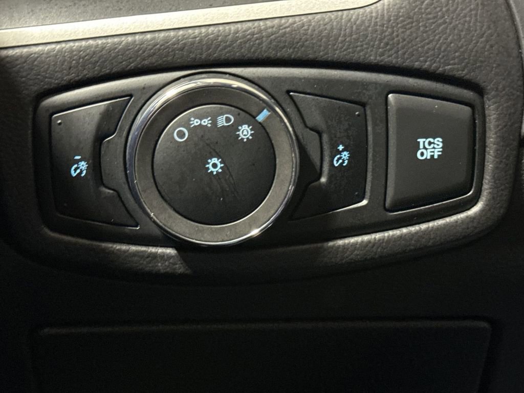 Used 2024 Ford Edge SEL image 18