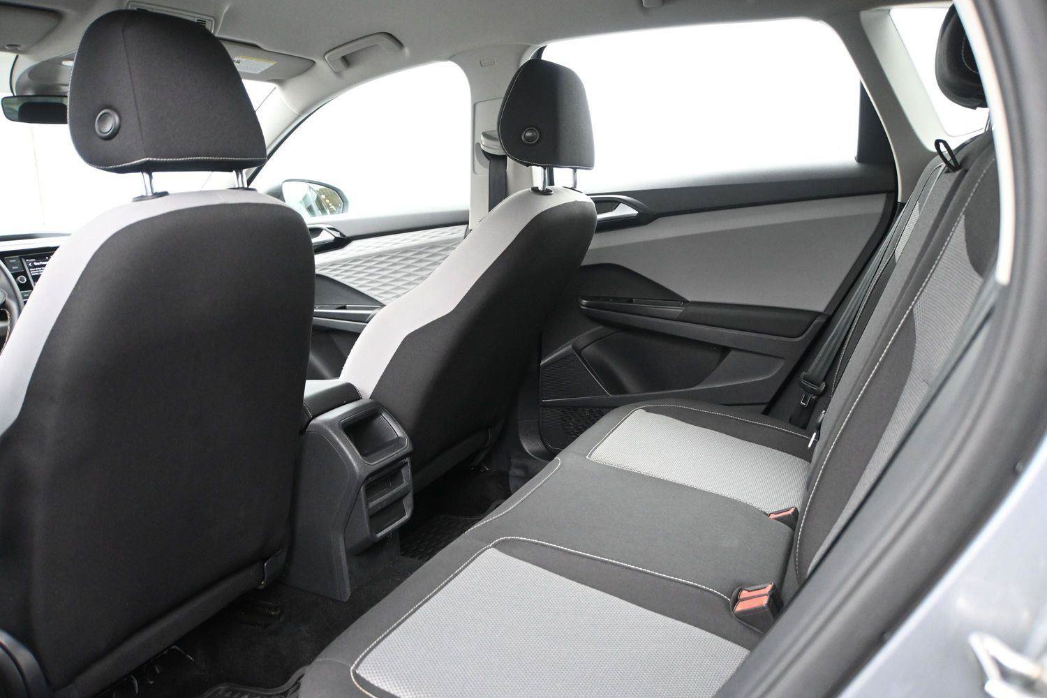 Used 2023 Volkswagen Taos S w/ Driver Assistance Package AWD/4WD image 10