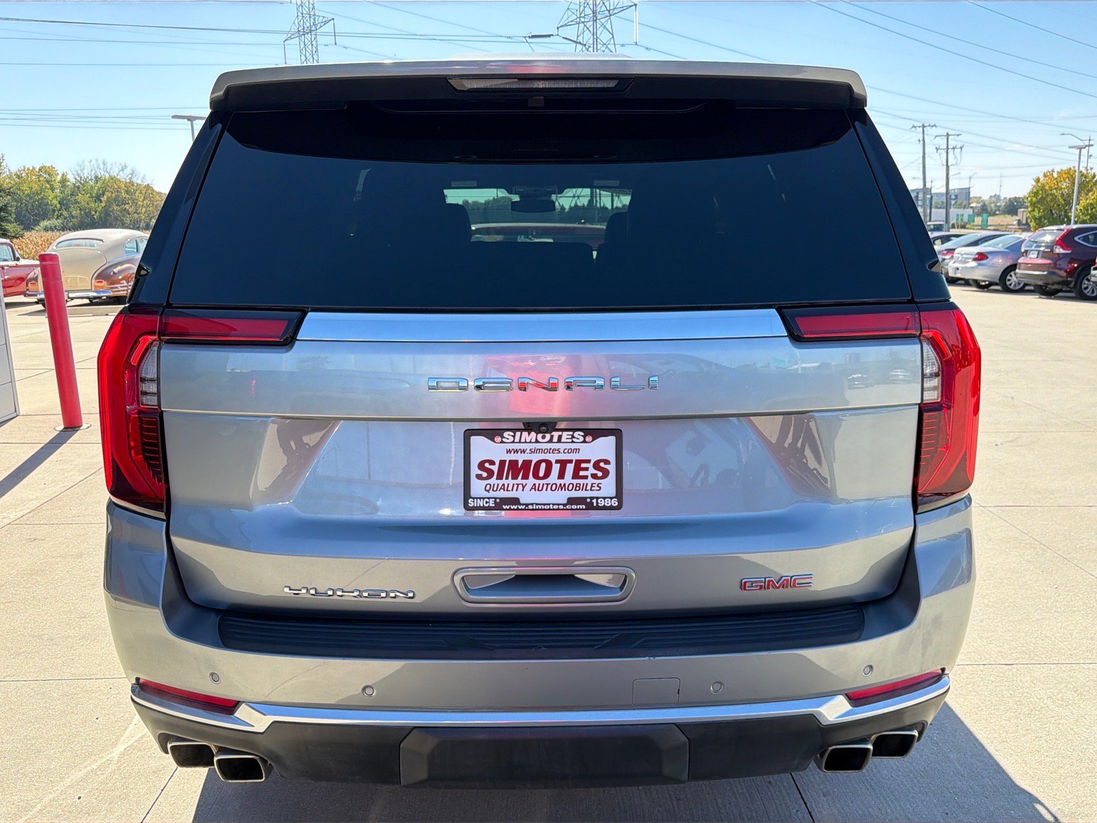 Used 2025 GMC Yukon XL Denali AWD/4WD image 6