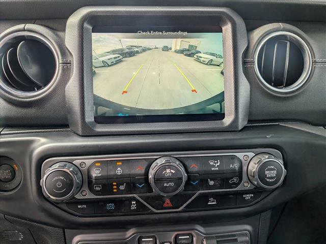 Used 2022 Jeep Wrangler Unlimited Sahara w/ Cold Weather Group image 14