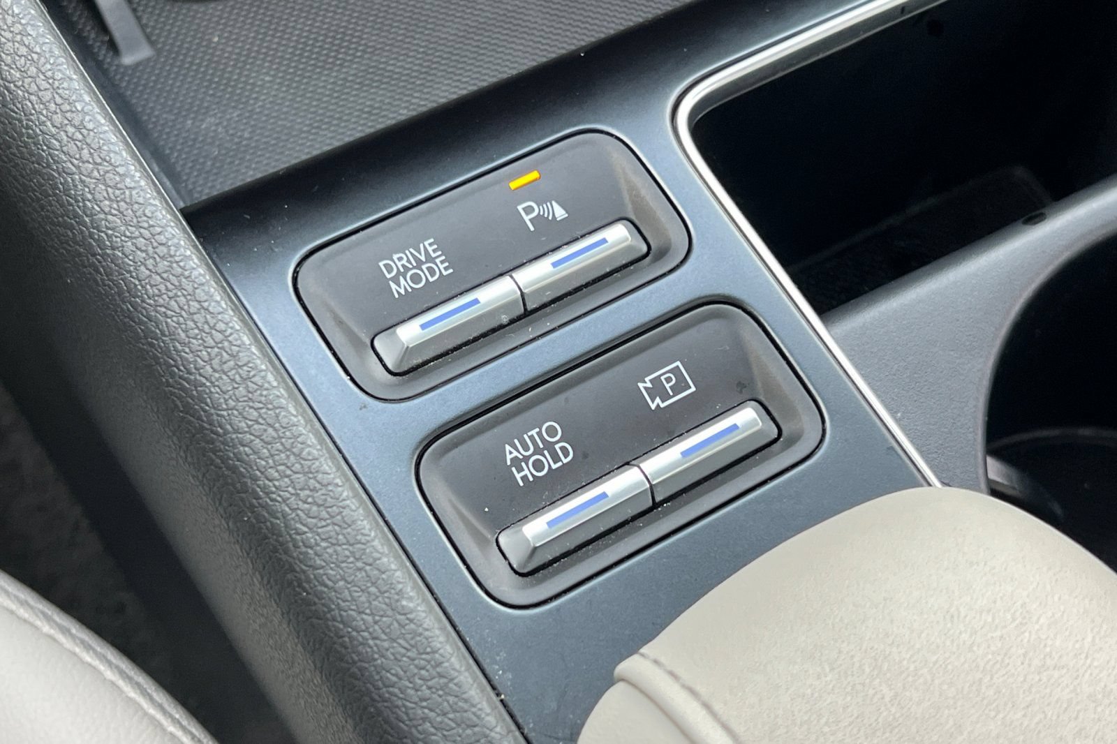 Used 2025 Hyundai Sonata Limited FWD image 28
