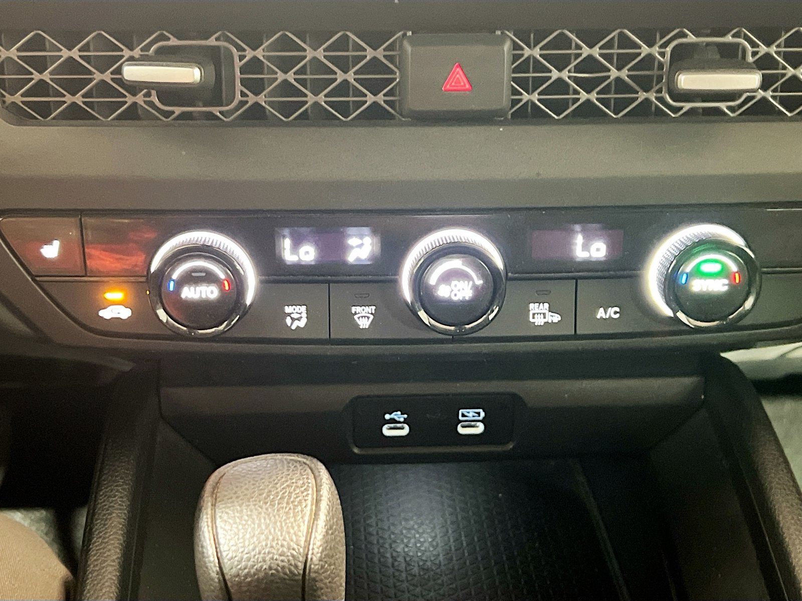 Used 2024 Honda Accord EX image 11